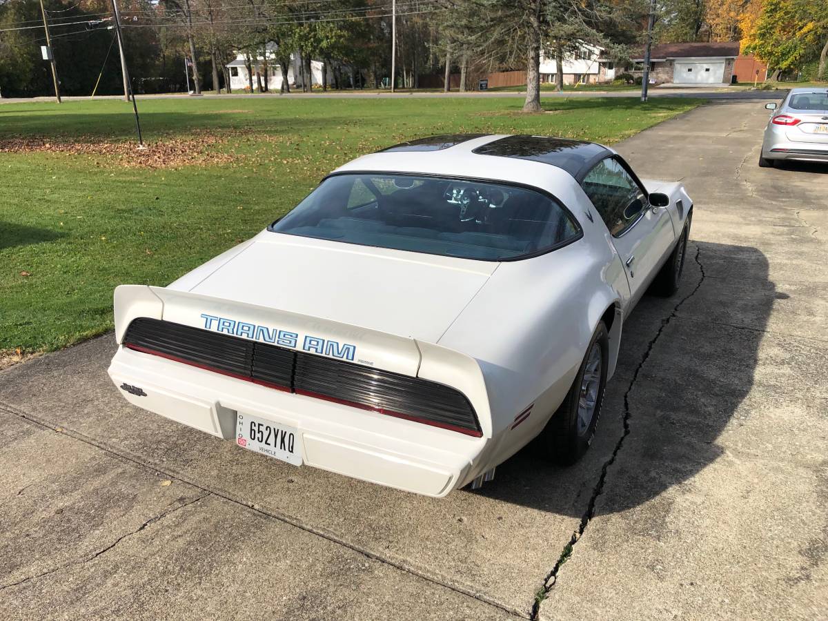 Pontiac-Trans-am-1980-white-116436-3