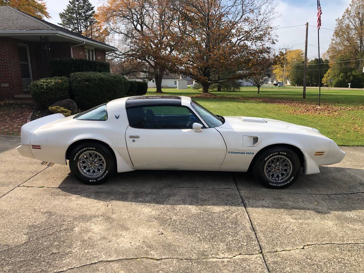 Pontiac-Trans-am-1980-white-116436-4