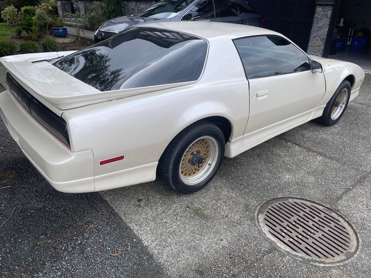 Pontiac-Trans-am-1988-white-148059-2