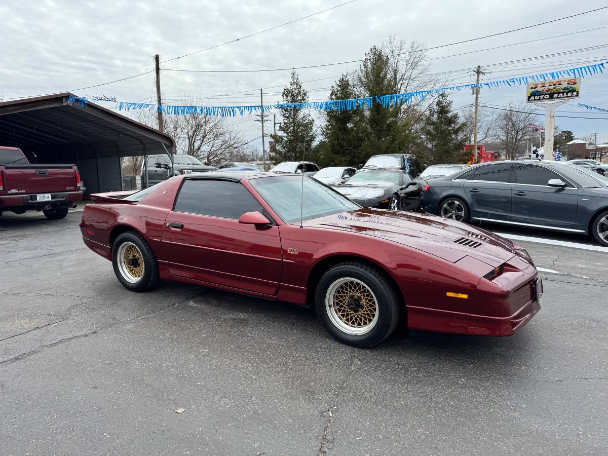 Pontiac-Trans-am-gta-1989-101388-2