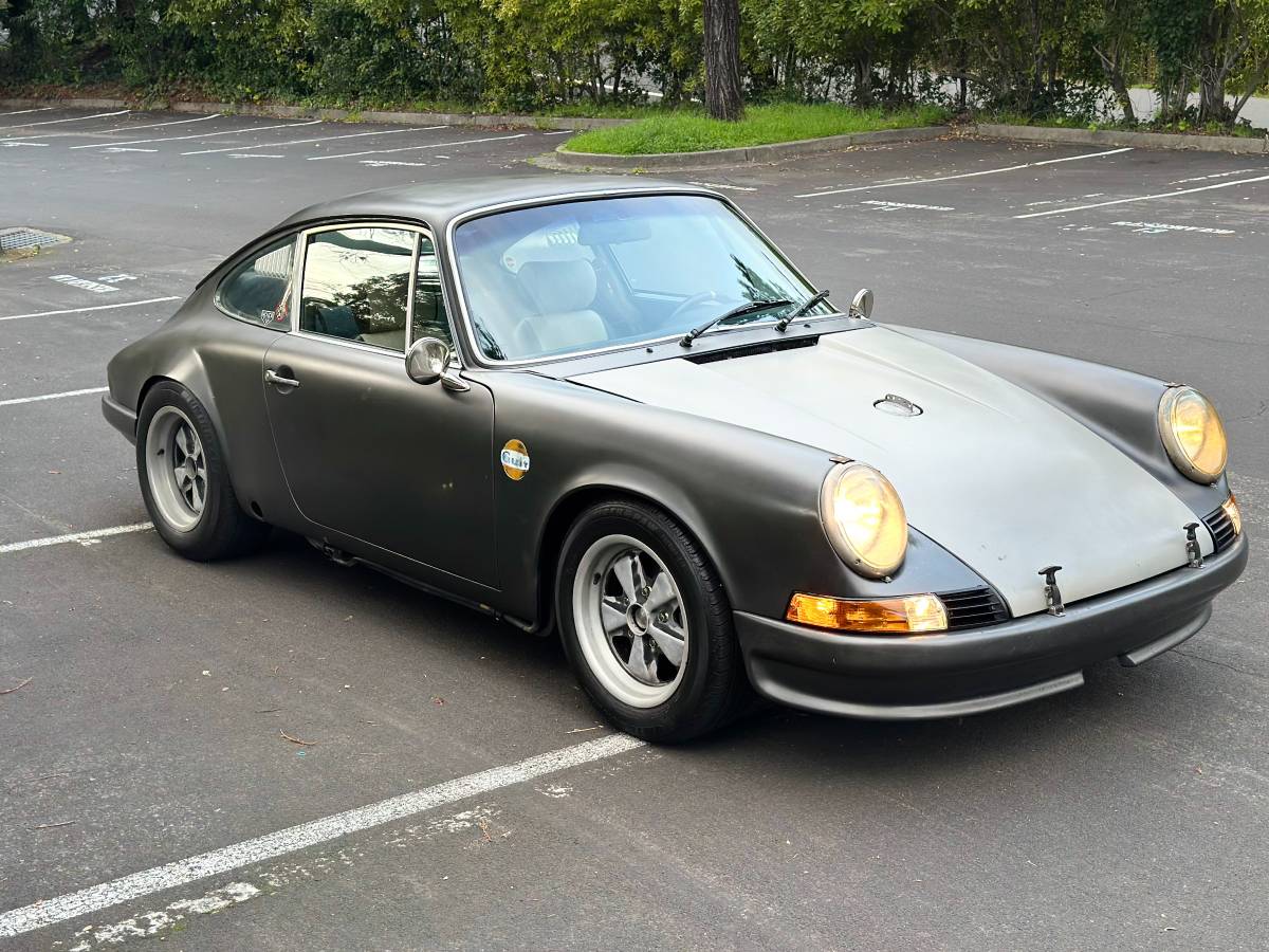 Porsche-911-1975-grey-2623