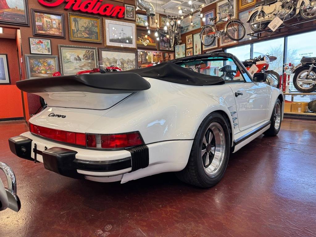 Porsche-911-1987-white-112044-6