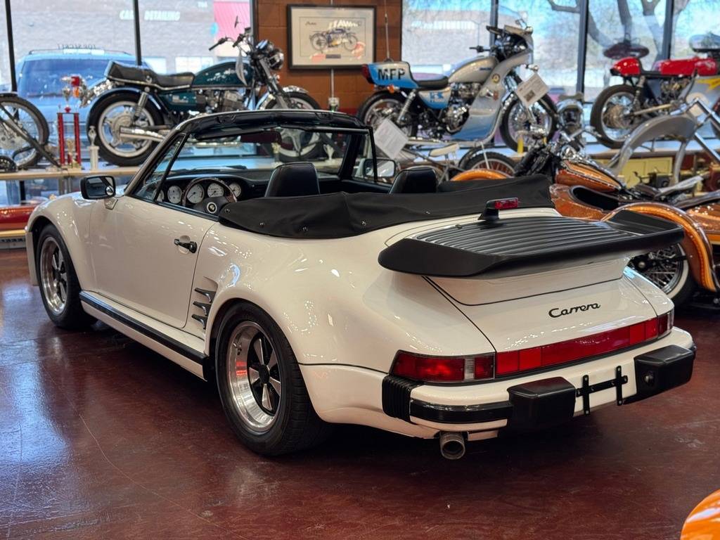 Porsche-911-1987-white-112044-9