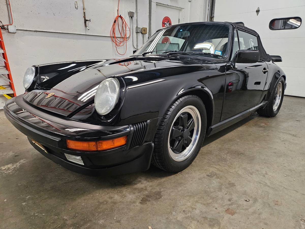 Porsche-911-carrera-1988-205996-2