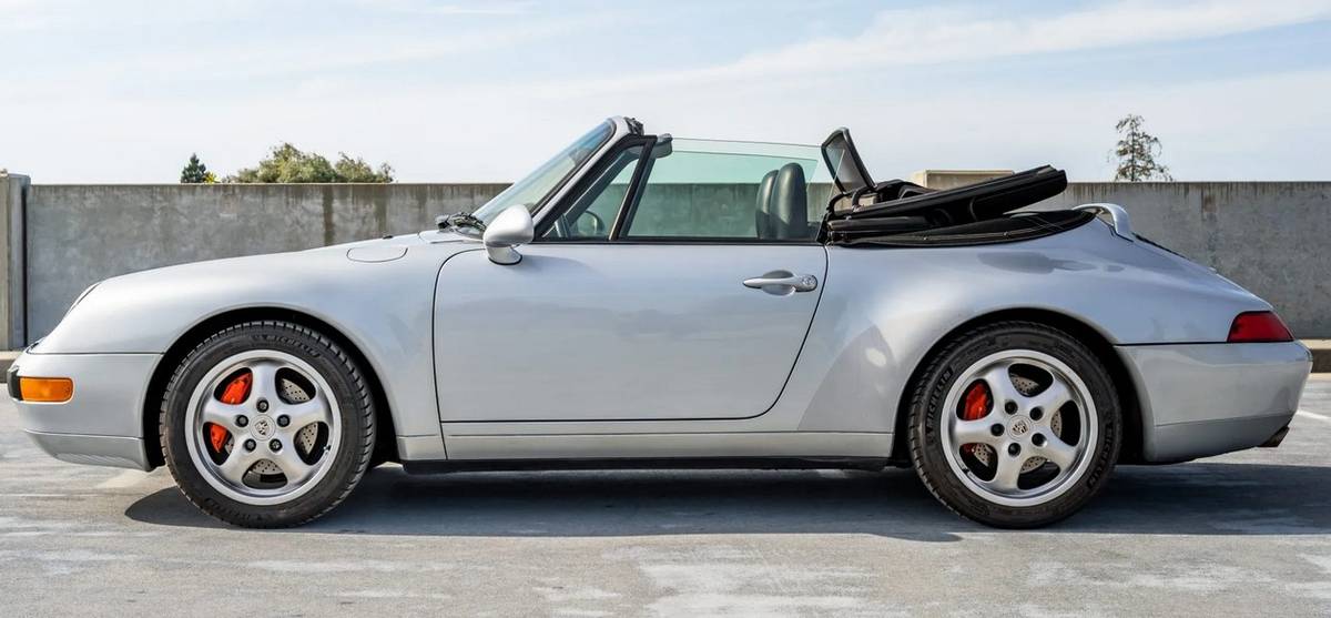 Porsche-911-carrera-cabriolet-1995-124193-1