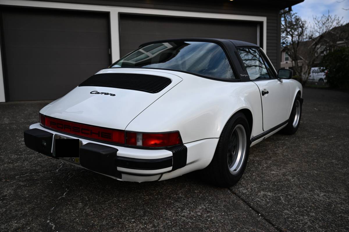 Porsche-911-carrera-targa-1985-white-134380-2