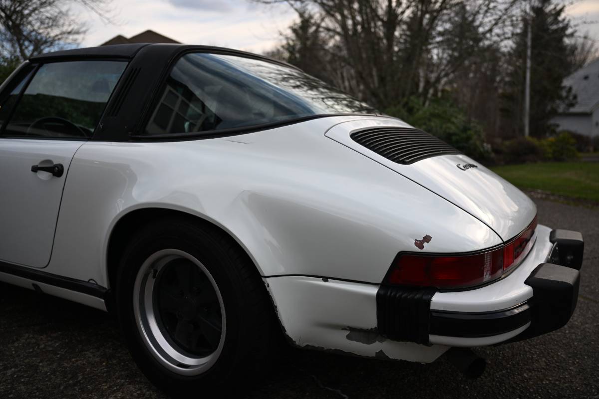 Porsche-911-carrera-targa-1985-white-134380-4