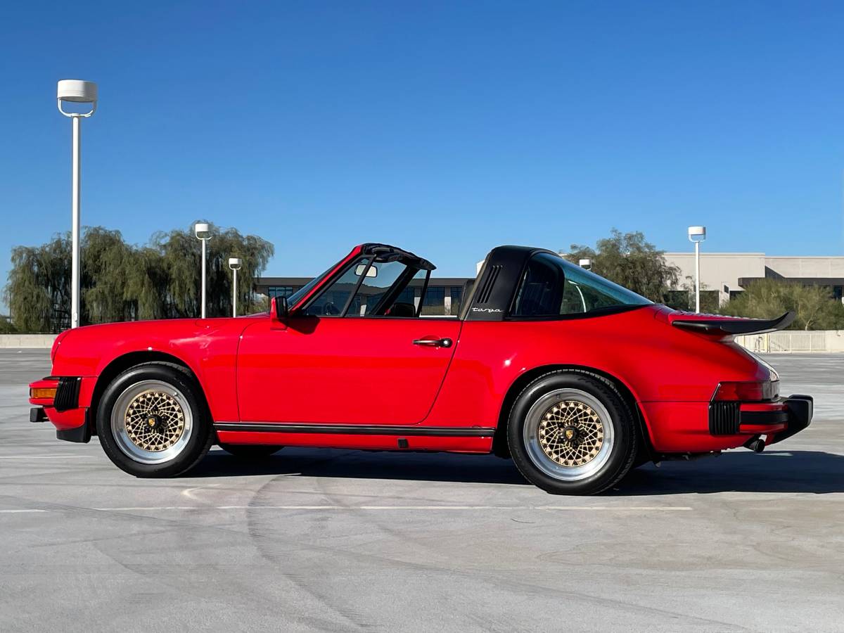 Porsche-911targa-1981-red-53108-18