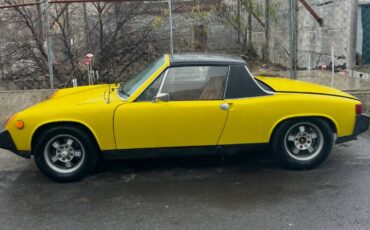 Porsche-914-1975-yellow-129552