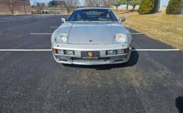 Porsche-928-1980-silver-135185-3