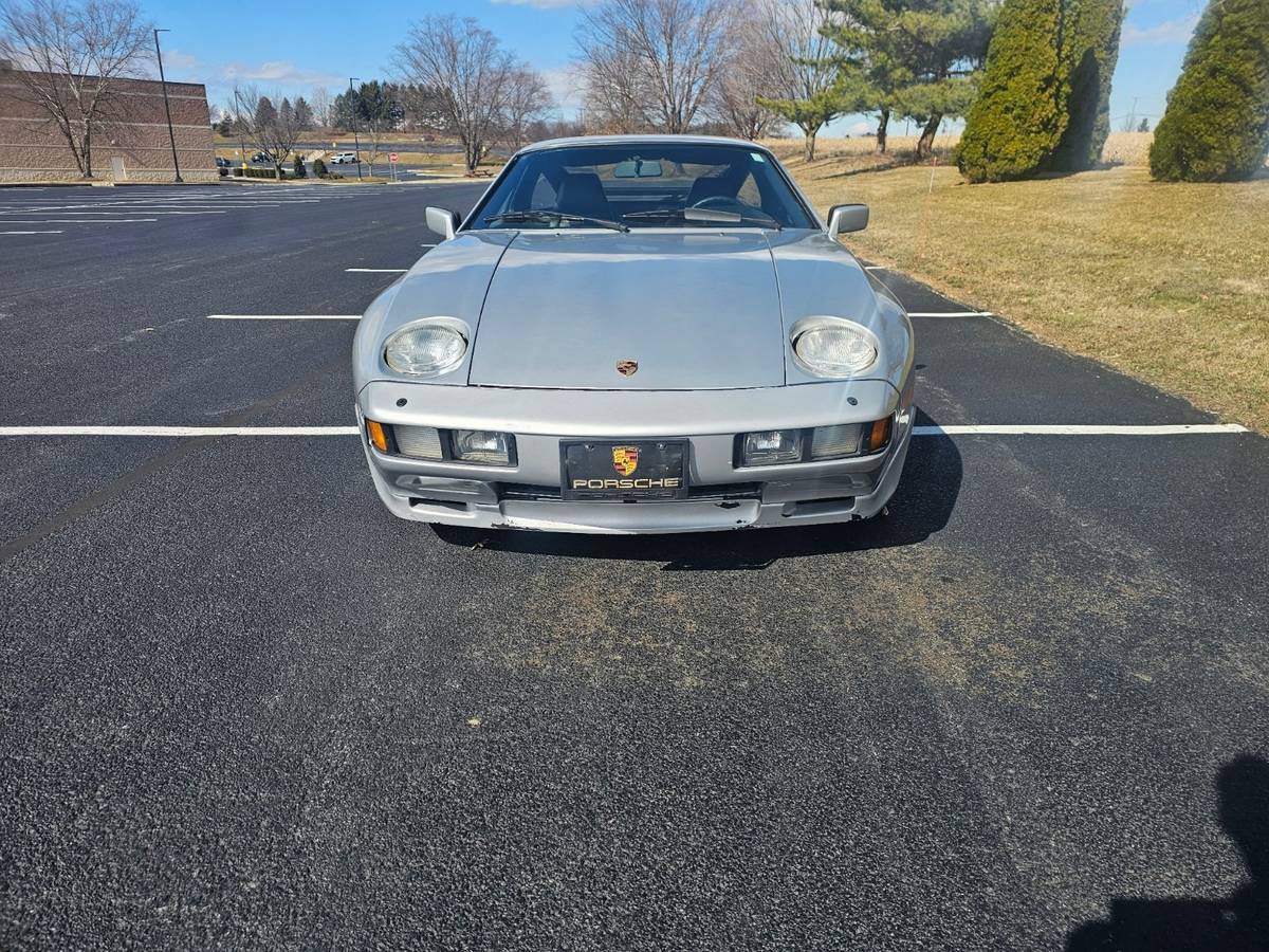 Porsche-928-1980-silver-135185-3