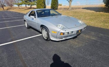 Porsche-928-1980-silver-135185