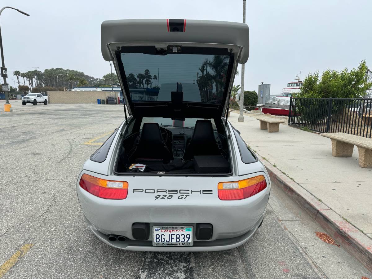 Porsche-928-gt-1990-grey-90123-20