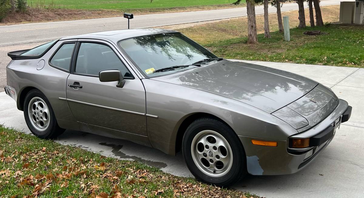 Porsche-944-1987-grey-120620-5