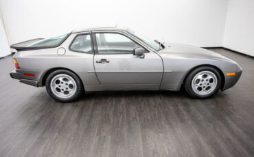 Porsche-944-Coupe-1988-Gray-Burgundy-113121-5