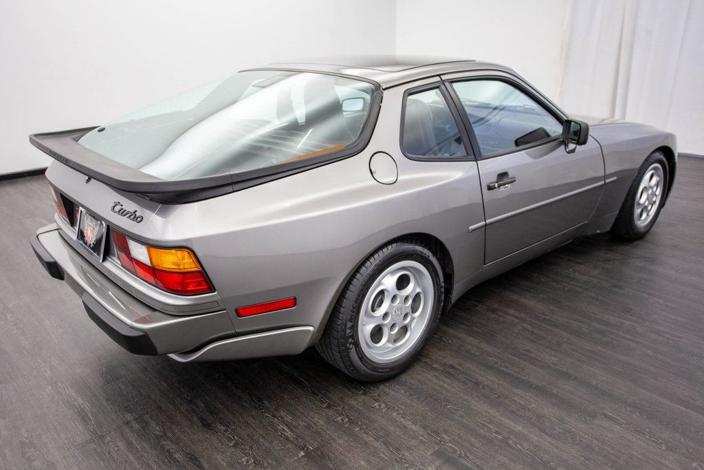 Porsche-944-Coupe-1988-Gray-Burgundy-113121-9