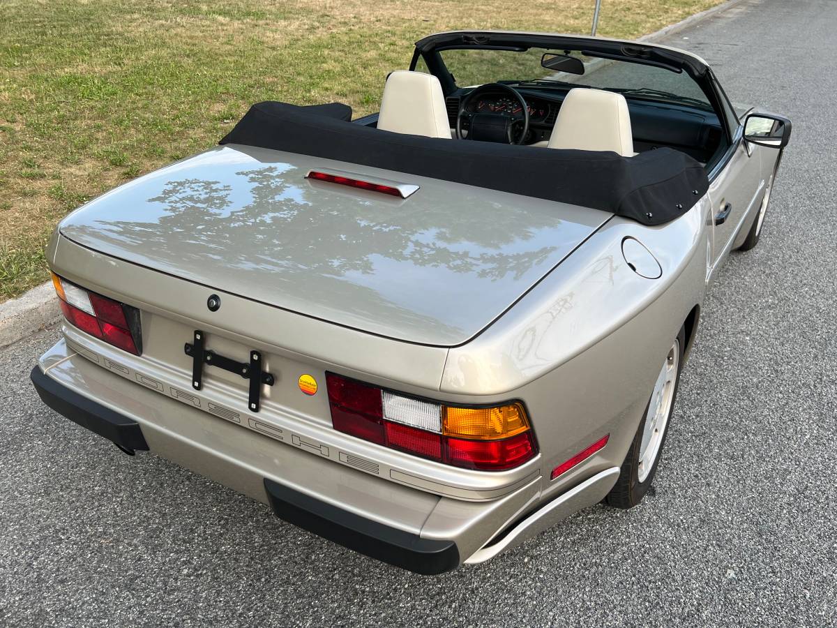 Porsche-944-s2-1990-25444-11