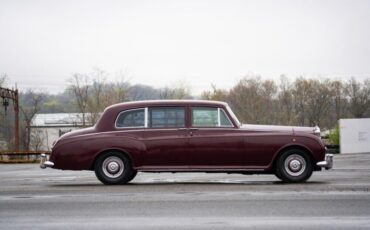 Rolls-Royce-Phantom-1961-Burgundy-Tan-0-2