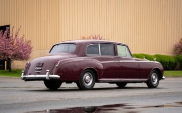 Rolls-Royce-Phantom-1961-Burgundy-Tan-0-3