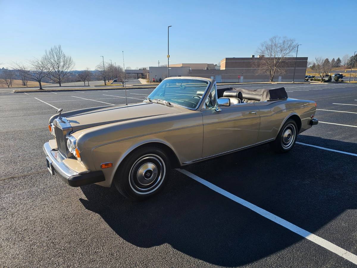 Rolls-royce-Corniche-1983-brown-115872-1