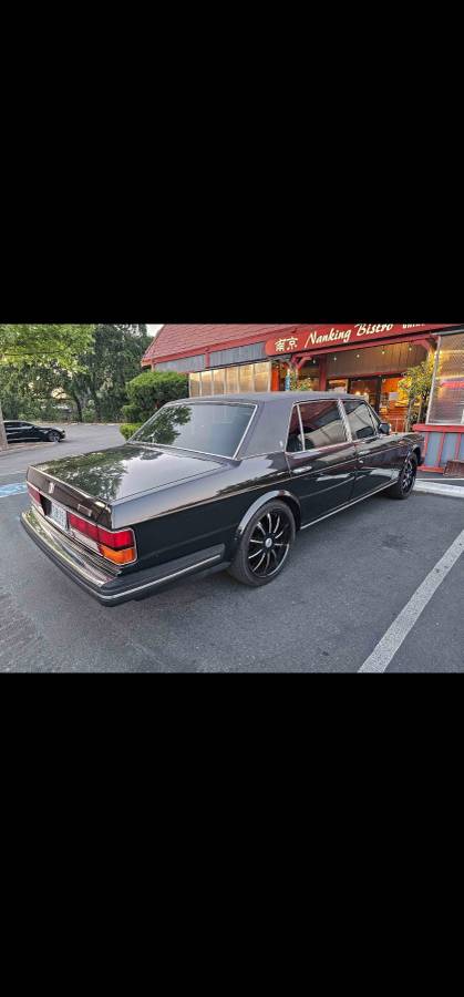 Rolls-royce-Silver-spur-1984-black-73569-2