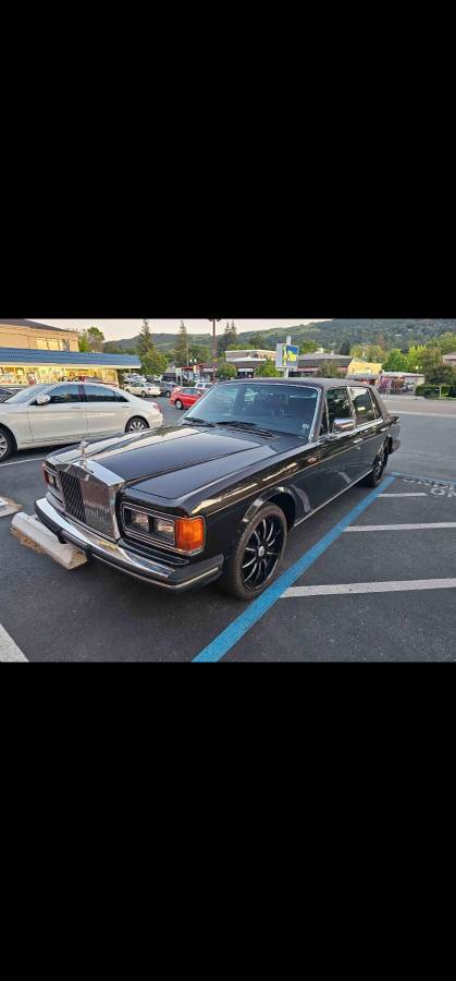 Rolls-royce-Silver-spur-1984-black-73569