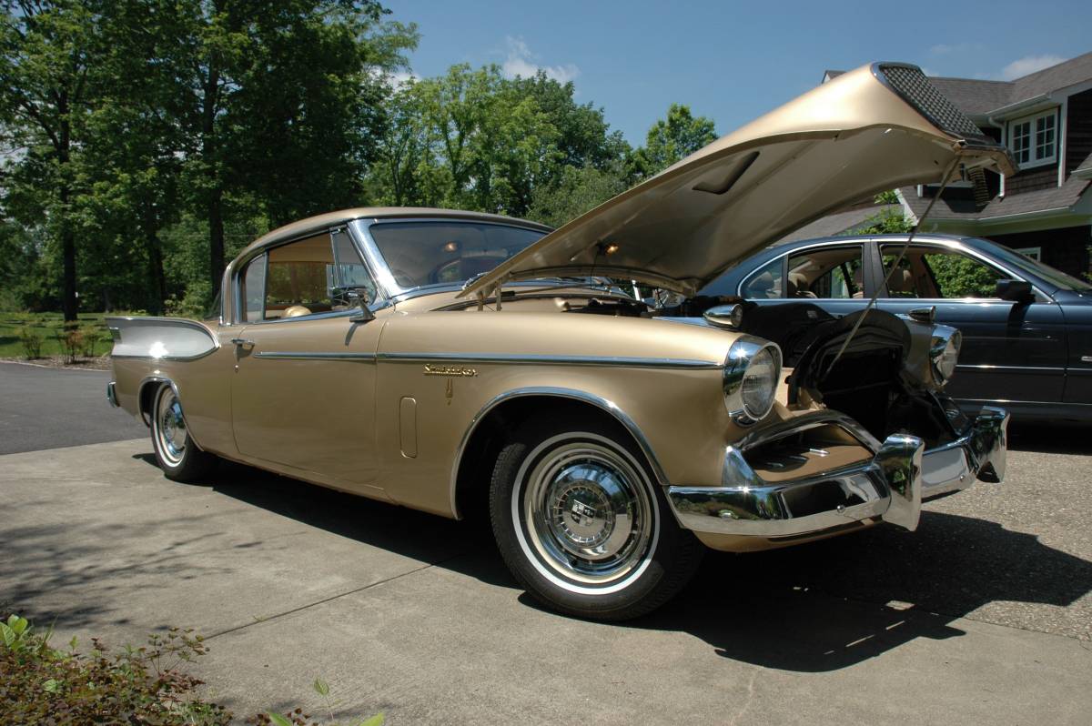 Studebaker-Golden-hawk-1957-1609-3