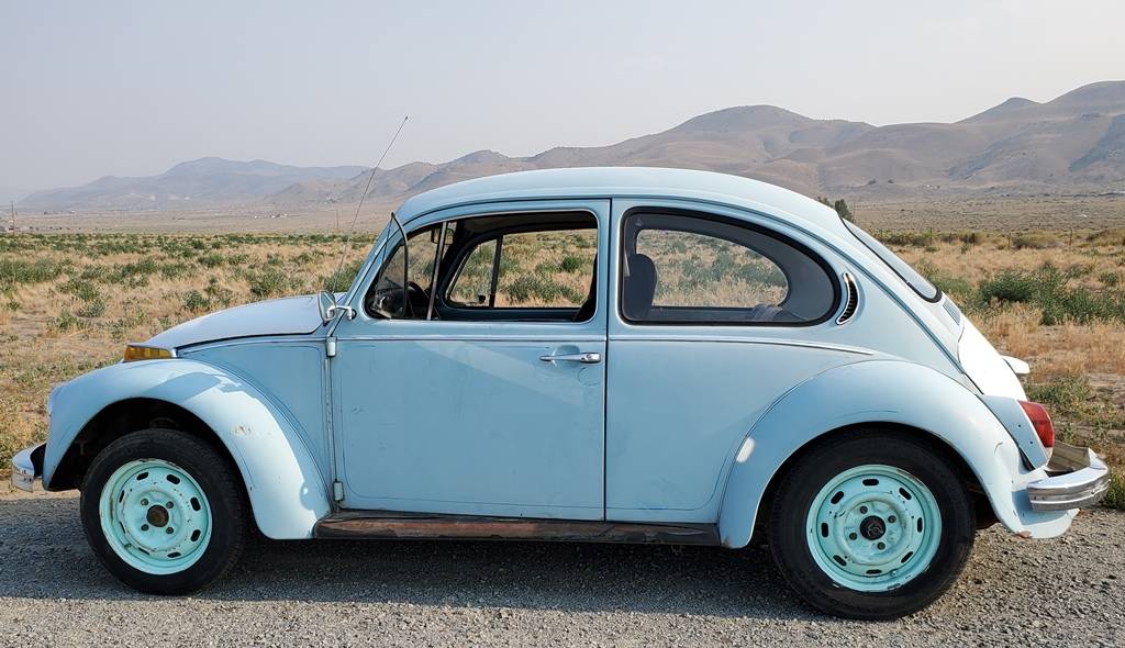 Volkswagen-Beetle-1972-blue-34923