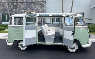 Volkswagen-BusVanagon-Van-1973-Green-White-96561-1