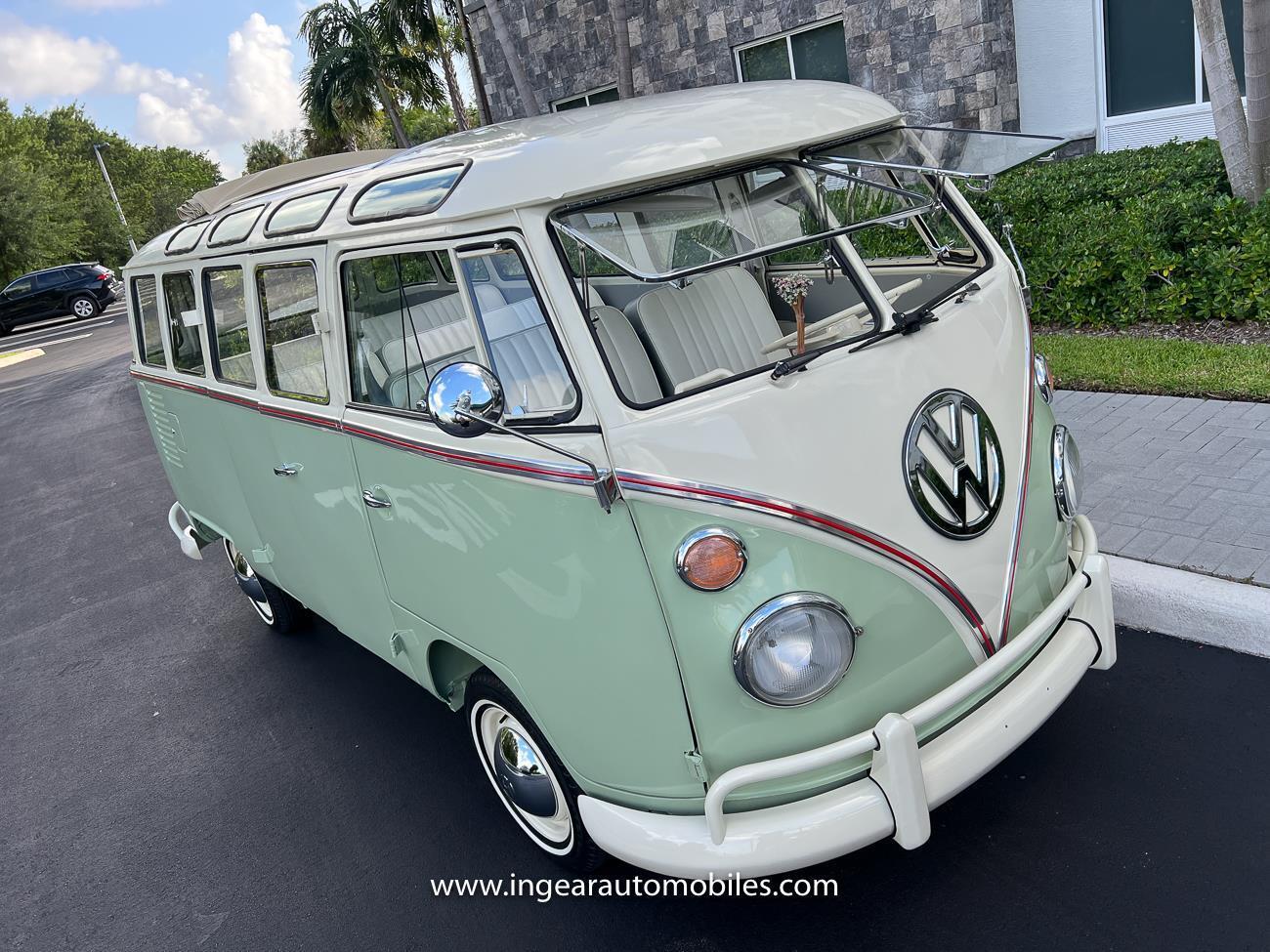 Volkswagen-BusVanagon-Van-1973-Green-White-96561-11