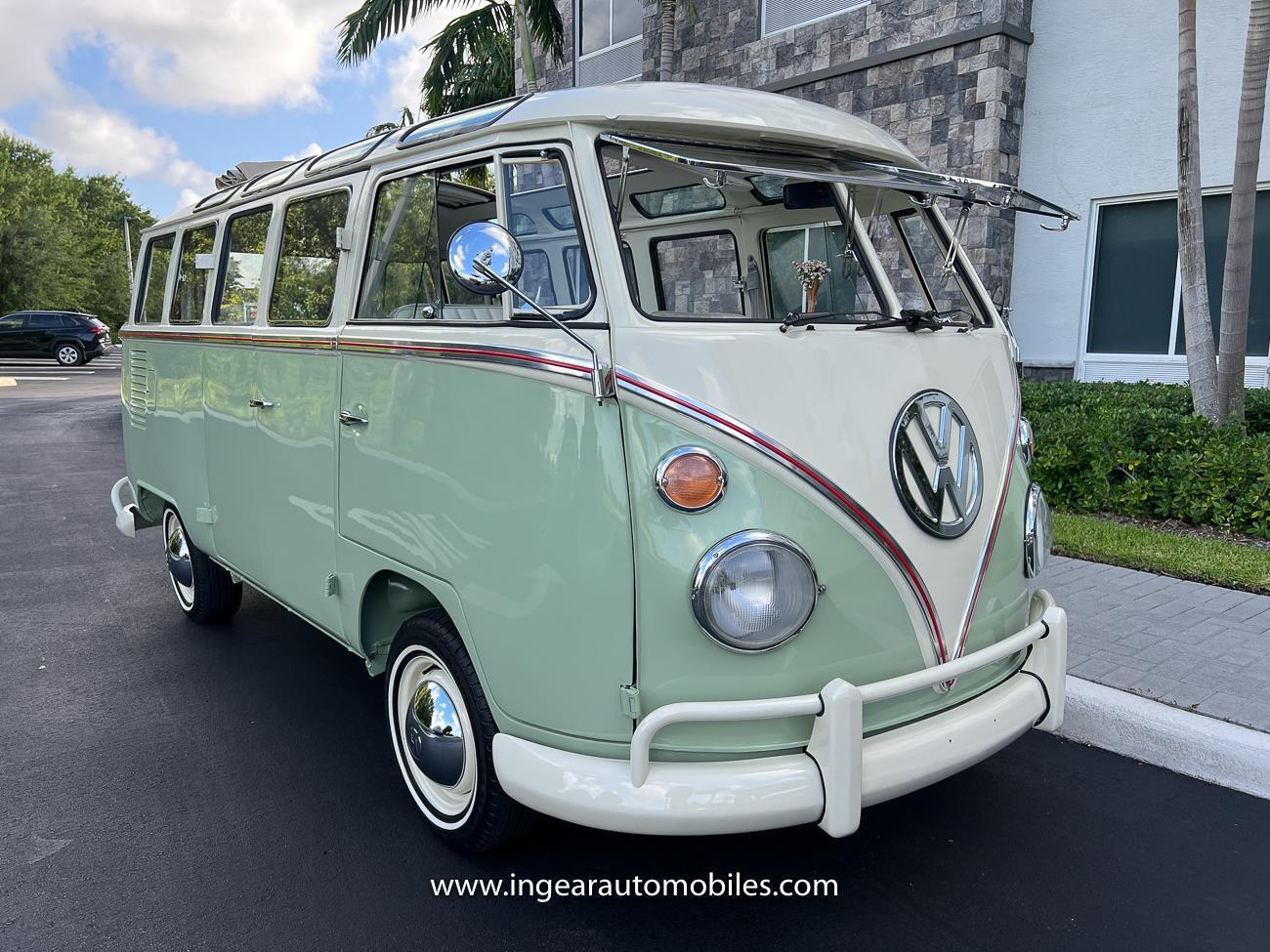 Volkswagen-BusVanagon-Van-1973-Green-White-96561-12