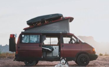 Volkswagen-Eurovan-westfalia-1992-red-334743-3