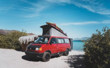 Volkswagen-Eurovan-westfalia-1992-red-334743