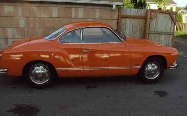 Volkswagen-Karmann-ghia-1973-blue-2-7