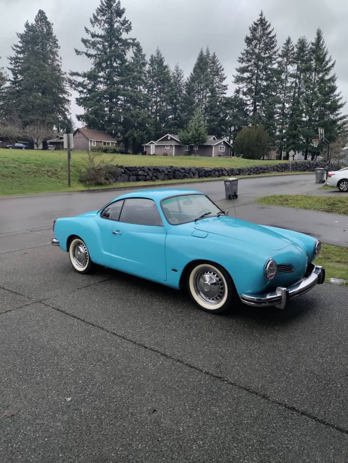 Volkswagen-Karmann-ghia-1973-blue-2