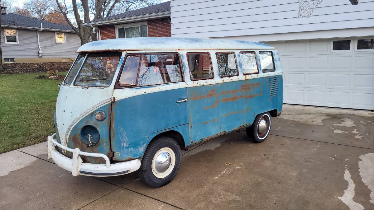 Volkswagen-Micro-bus-deluxe-1965-104607-1