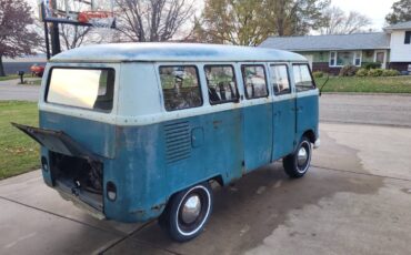 Volkswagen-Micro-bus-deluxe-1965-104607-3