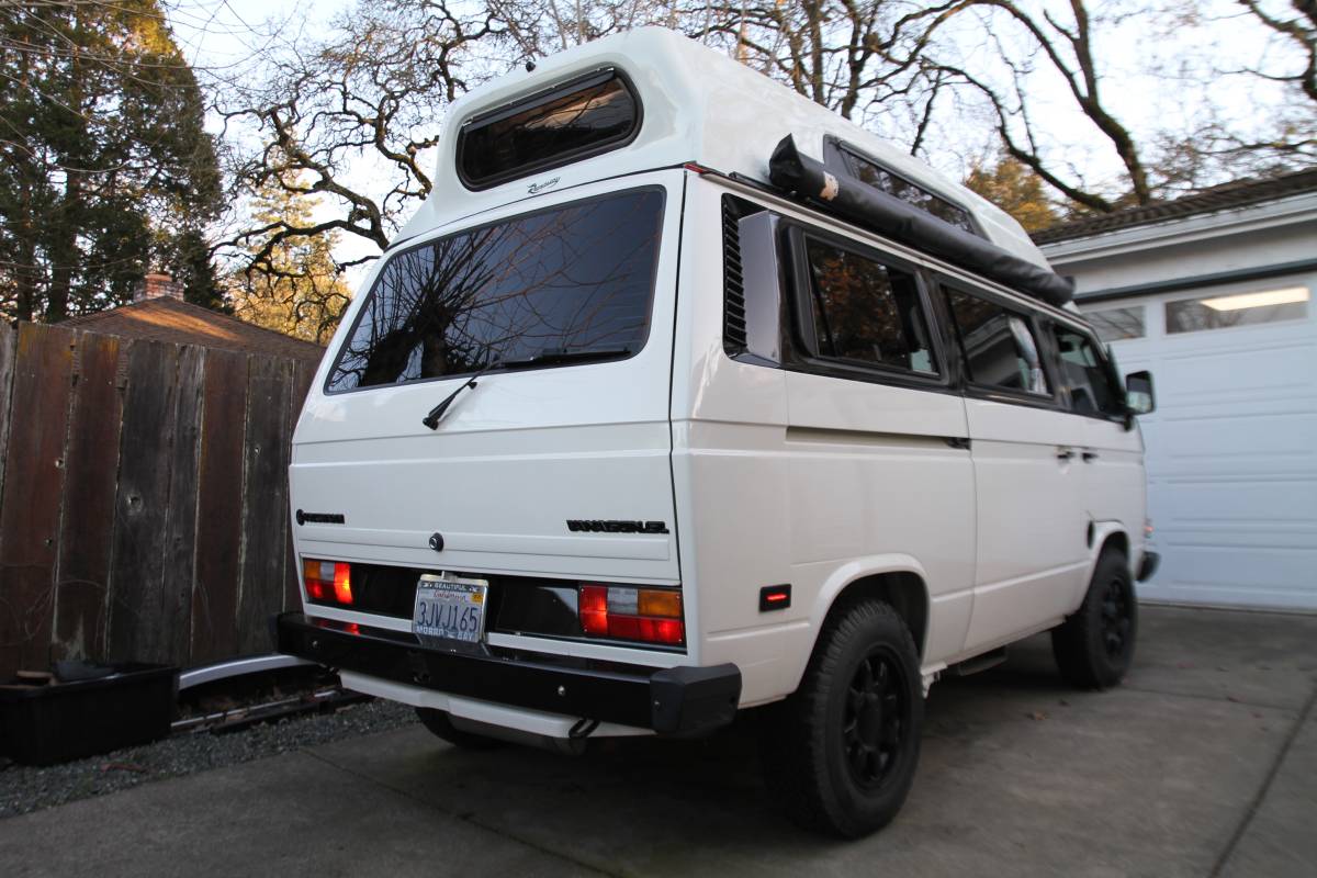 Volkswagen-Vanagon-1986-white-477974-2