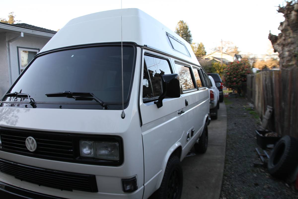 Volkswagen-Vanagon-1986-white-477974