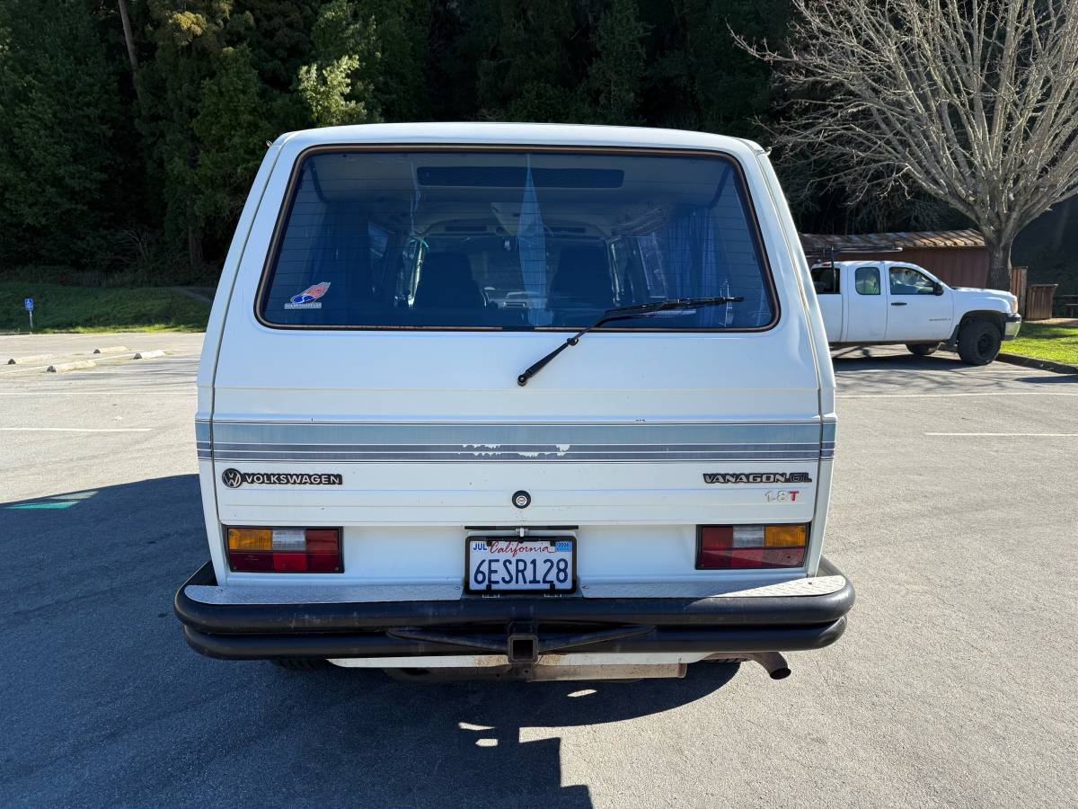 Volkswagen-Vanagon-1986-white-613159-3