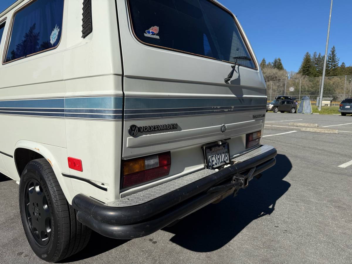 Volkswagen-Vanagon-1986-white-613159-5