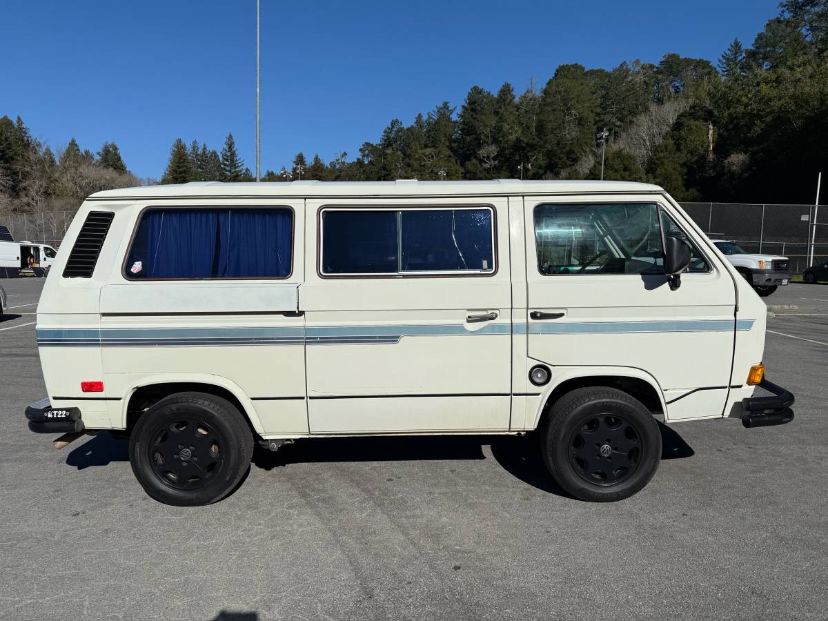 Volkswagen-Vanagon-1986-white-613159