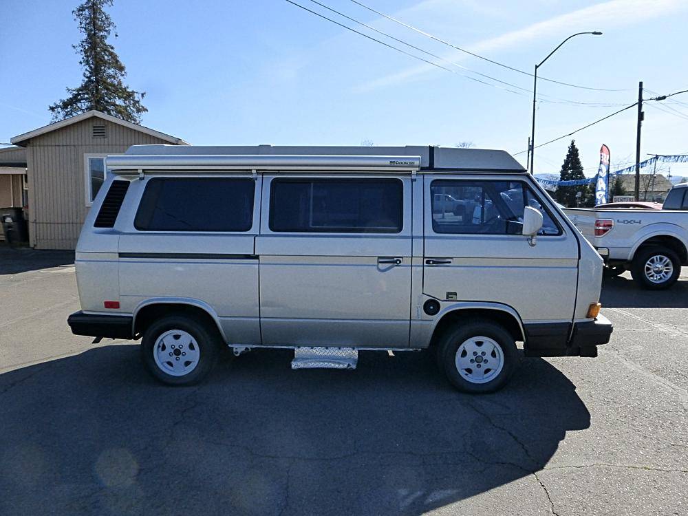 Volkswagen-Vanagon-1991-custom-157715-7