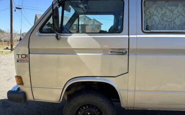 Volkswagen-Vanagon-diesel-1986-silver-27359-1