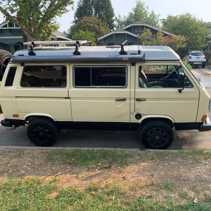 Volkswagen-Vanagon-westfalia-1984-178476-12