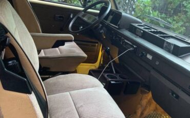 Volkswagen-Vanagon-westfalia-1984-178476-2