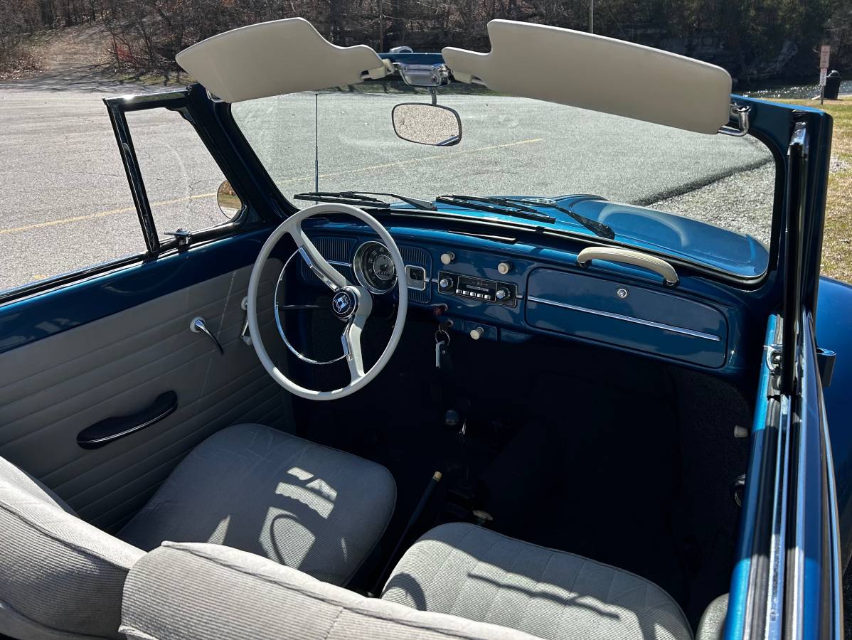 Volkswagen-Vw-bug-convertible-1966-blue-23979-8