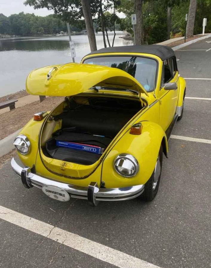 Volkswagen-Vw-super-beetle-convertible-1973-yellow-13724