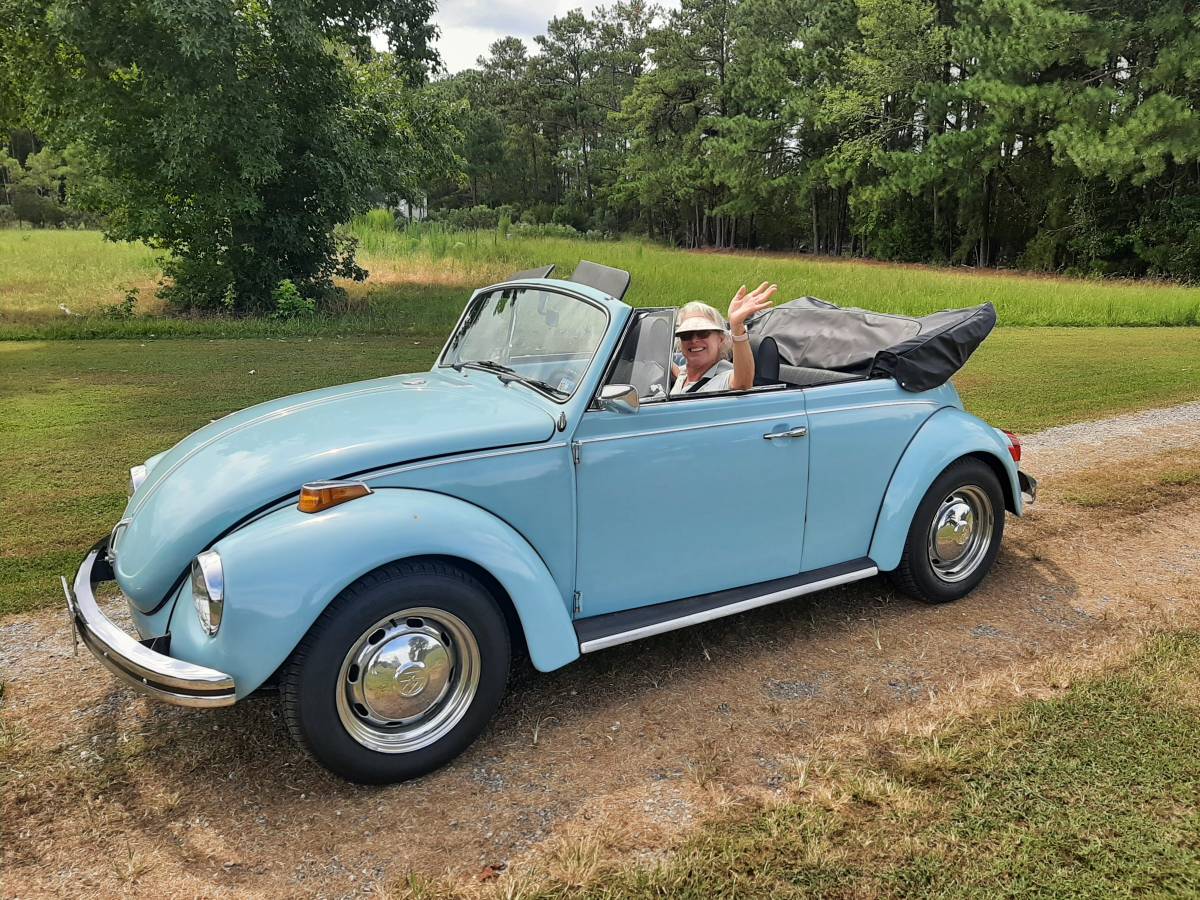 Volkswagen-Vw-superbeetle-convertible-1972-blue-56327