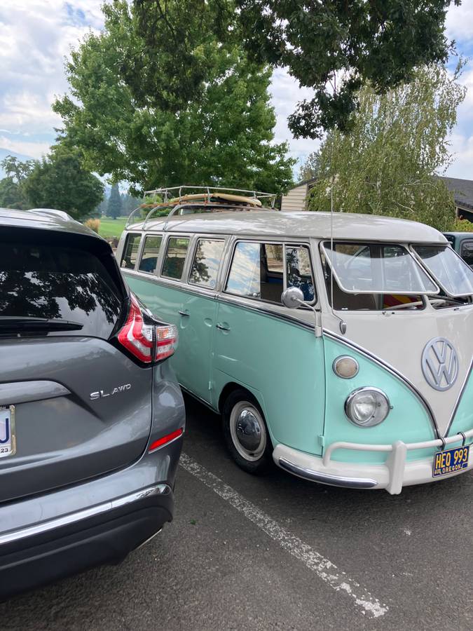 Volkswagen-Vw-t2-bus-1966-blue-14484-1